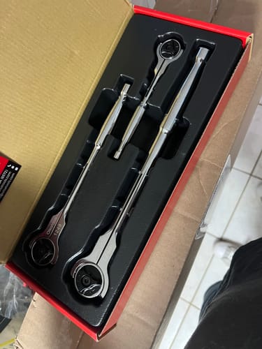 Customer photo review of 90-Tooth Round Swivel Head Ratchet