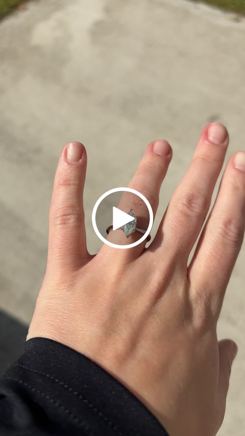 Customer video review of Moissanite 1.0 Ct/2.0 Ct/3.0Ct Marquise Cut Solitaire White Gold Promise Ring For Women