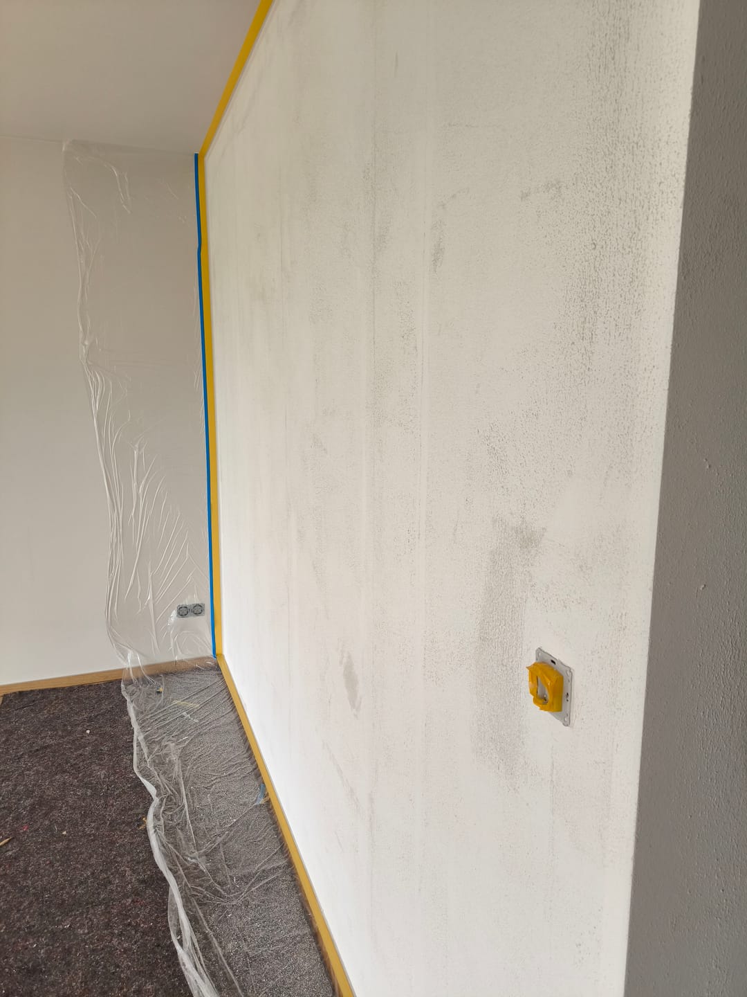Customer photo review of Basic Goldband - Klebeband Malerkrepp UV-30
