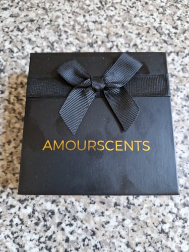 Customer photo review of Portrait Of A Lady Oil (Inspired) - Mystery Lady