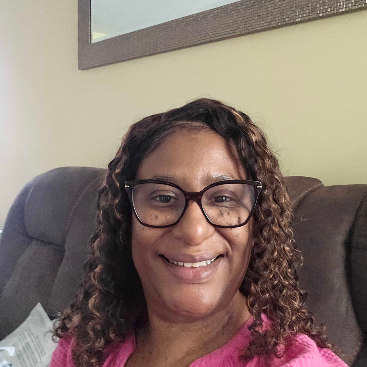 Customer photo review of AlwaysAmeera Same | Wavymy TikTok Viral Pre-cut Lace Wear Go Casual Blonde Highlights Water Wave Minimalist 7x5 Lace Wigs Dome Cap Glueless with Natural Hairline Wig