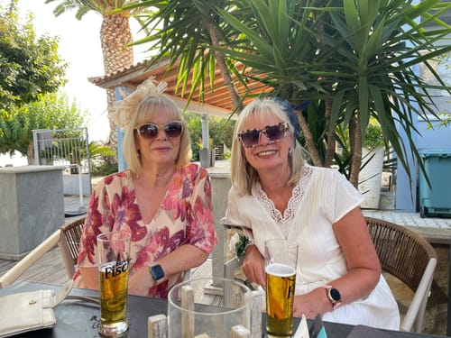 Janet S. review of Stevie Wrist Clutch - Gold image 1 out of 1