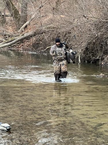 Customer photo review of AquaWade Pro Insulated Duck Waterfowl Hunting Chest Waders