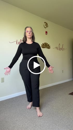 Customer video review of Nicole Ankle Pant Petite - Black