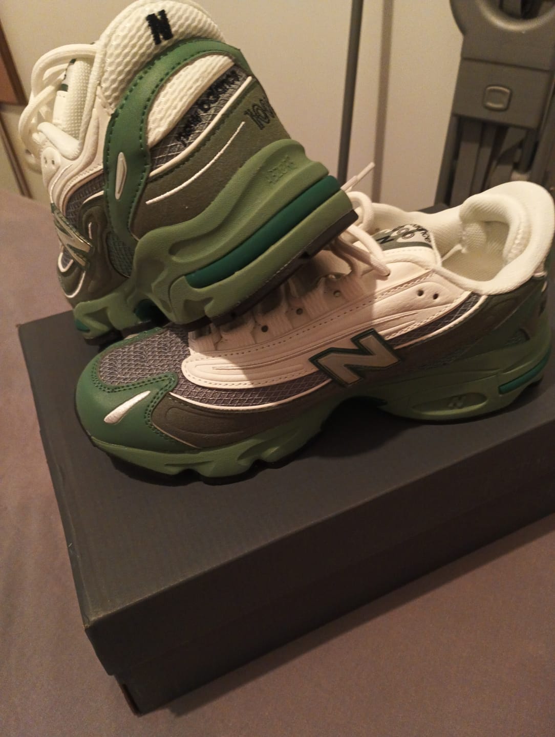 Customer photo review of 1000 New Balance Green