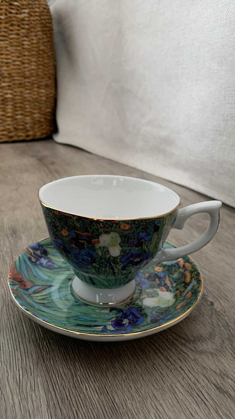 Customer photo review of Van Gogh tea cups