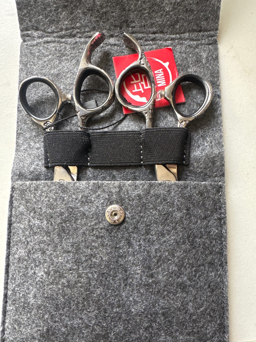 Customer photo review of Mina Sakura II Professional Scissors Set