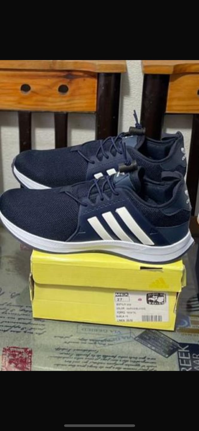 Customer photo review of Tenis 018 Marino Blanco