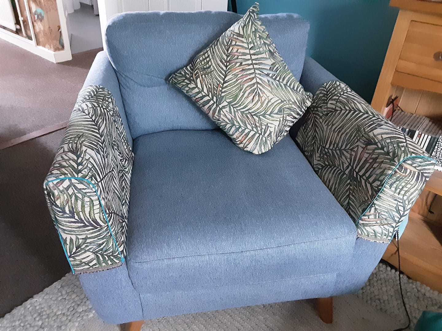 Customer photo review of Tropical Palm Leaves Tapestry Fabric