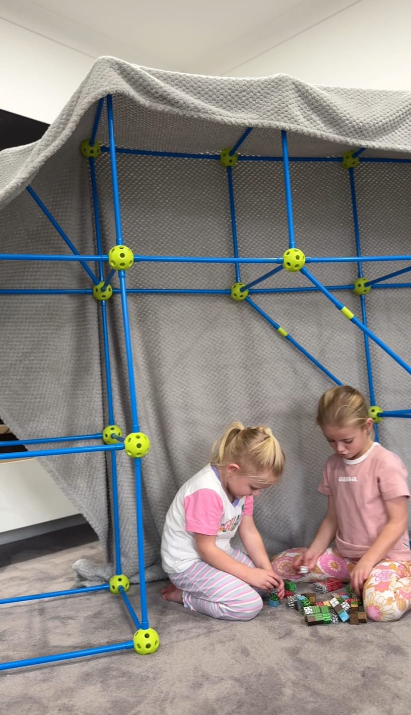 Customer photo review of Kids Fort Pro™ - The Ultimate Fort Builder