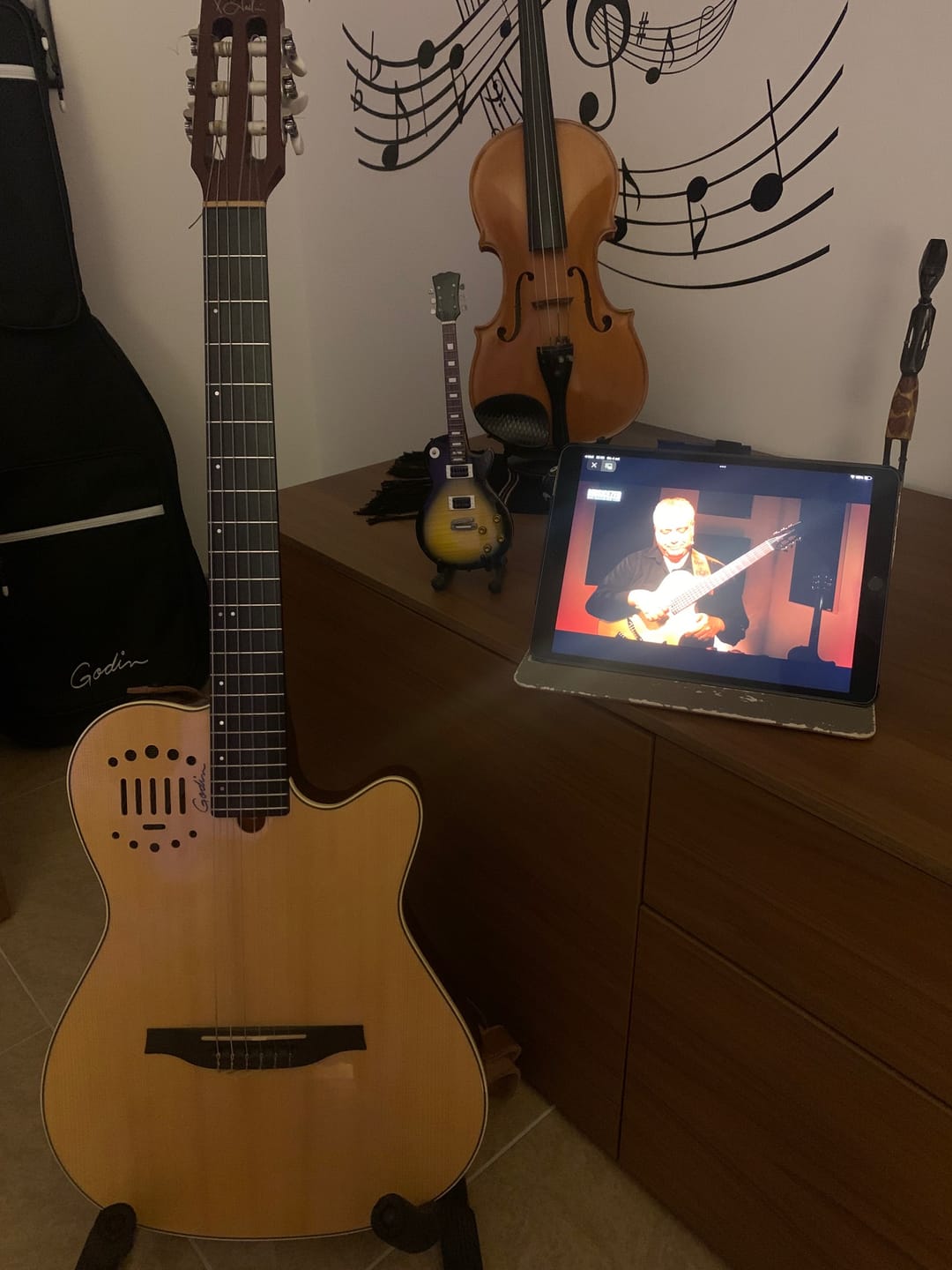 Customer photo review of IL FINGERSTYLE JAZZ E L'ARTE DEL SOLO PLAYING - Francesco Buzzurro