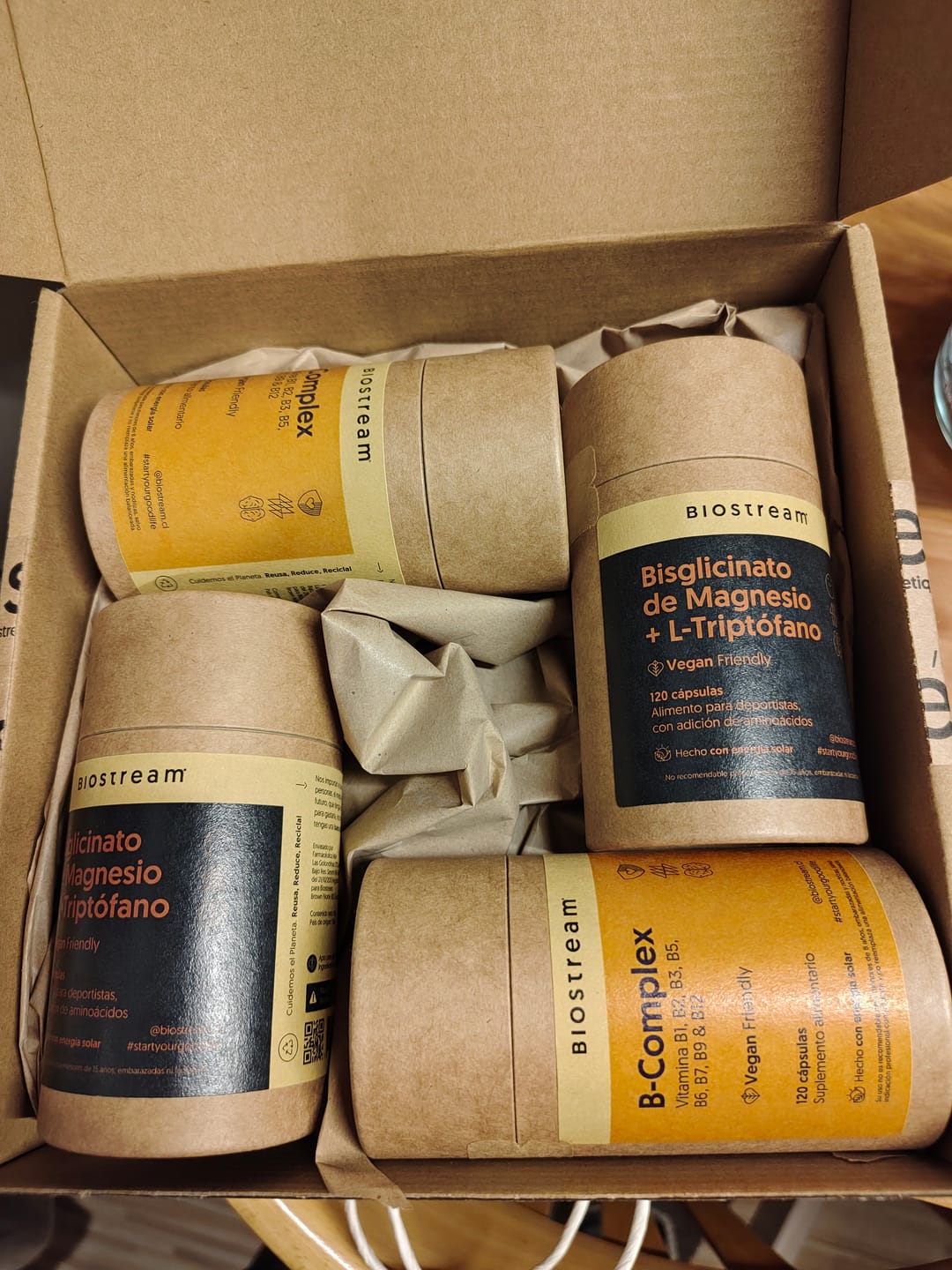 Customer photo review of B-Complex 120 Cápsulas - Vitamina B1, B2, B3, B5, B6, B7, B9 & B12 - Vegano