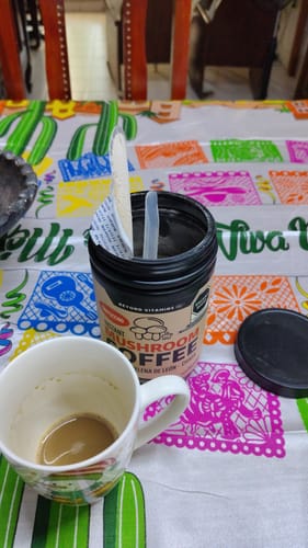 Customer photo review of Café Soluble con Hongos Melena de León, Shiitake y Chaga - 27 porciones - Sabor Cappuccino