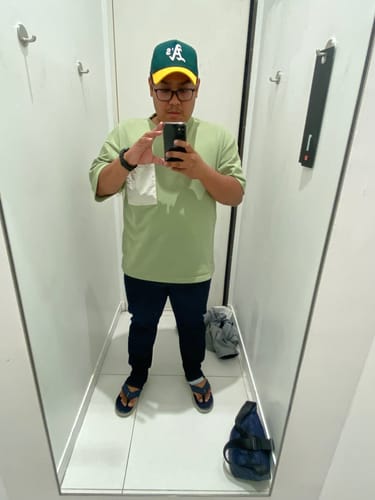 Customer photo review of 9FORTY A-Frame Trucker Oakland Athletics Dark Green Gold Snapback