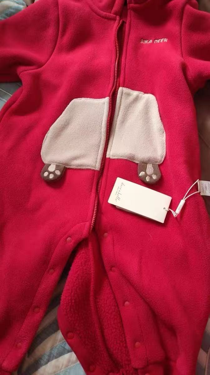 Customer photo review of Dave&Bella Baby Girls/Boys Autumn Zoo Series Soft Fleece One-Pieces Romper