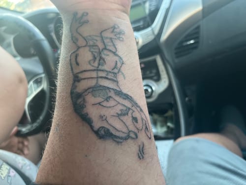 Customer photo review of Neebol Tattoo Needle Cartridges- Round Liner | GOLDEN PRO