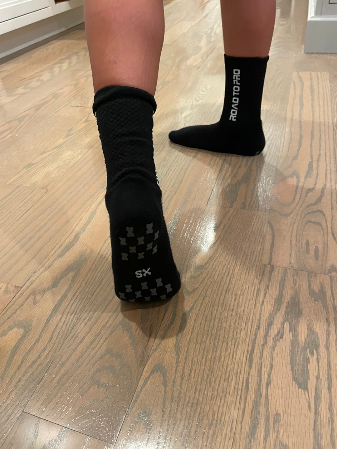 Customer photo review of NEW! YOUTH/XS ULTRAGRIP V2 Dual sided Non-slip Technology Socks