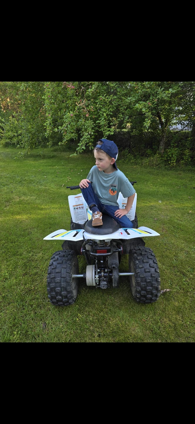 Customer photo review of If Dirt Ain't Flyin' - T-Shirt