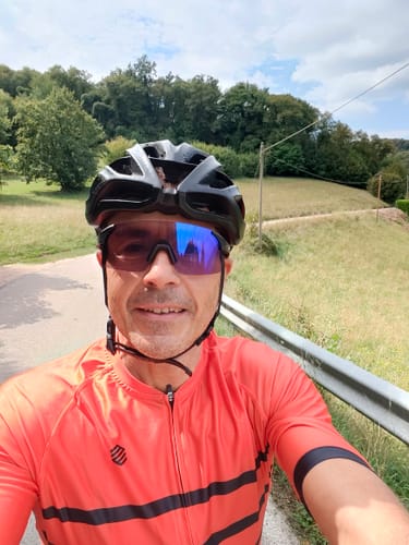 Customer photo review of REVO Scvcn X142 Rimless Photochromic Sunglasses