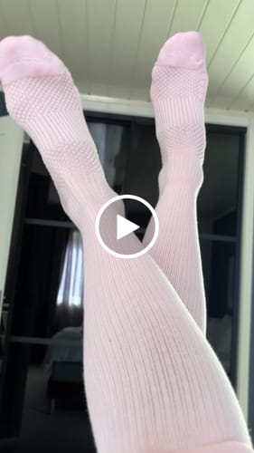 Customer video review of Støttestrømper