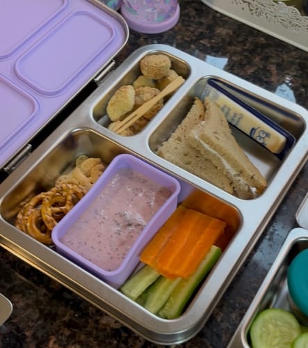 Customer photo review of Bentgo Kids Stainless Steel Leak-Resistant Lunch Box 3 Compartments