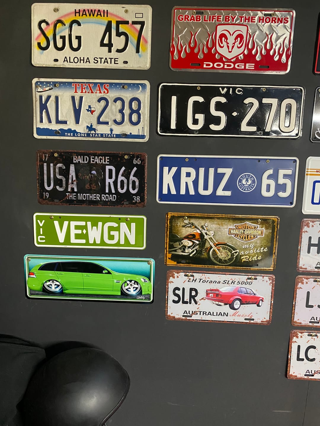 Customer photo review of HOLDEN VE Street Machine Atomic Green Commodore Aussie Number Plate Man Cave Sign