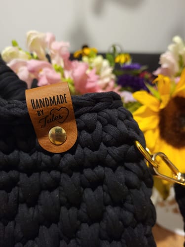 Customer photo review of Kunstleder-Labels mit Chicago Screws - Personalisierte Labels