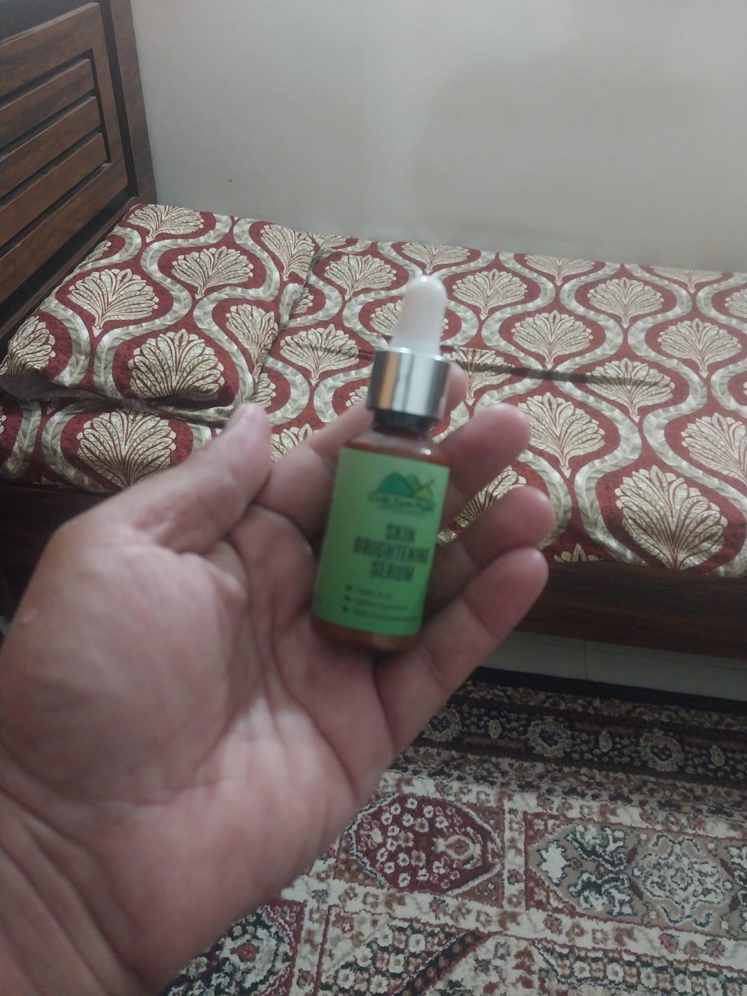 Customer photo review of whitening serum– Anti Aging, Brightens Skin, Treats Acne & Fade Hyperpigmentation ✔️ Best Seller