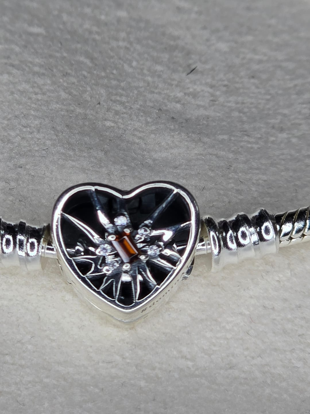 Customer photo review of PREORDER: PROJECT SKZ! dominATE clasp bracelet
