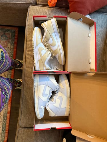 Customer photo review of Wmns Dunk High 'Football Grey' 8.5M/10W