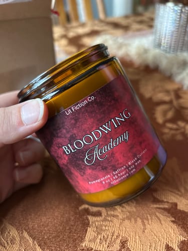 Customer photo review of Bloodwing Academy Candle