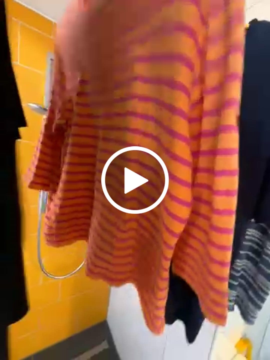 Customer video review of Niveau - Premium Shirt