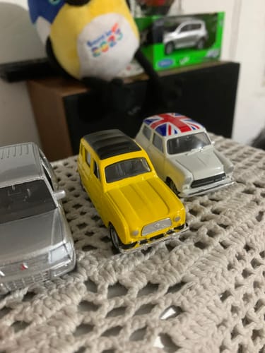 Customer photo review of Auto Mini Cooper 1300 (Uk Flag) - Welly Escala 1:60