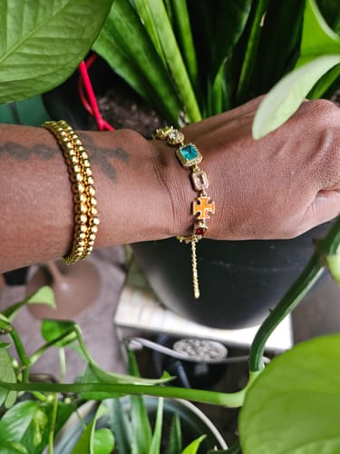 Customer photo review of Solstice Gemstone Bracelet Gold