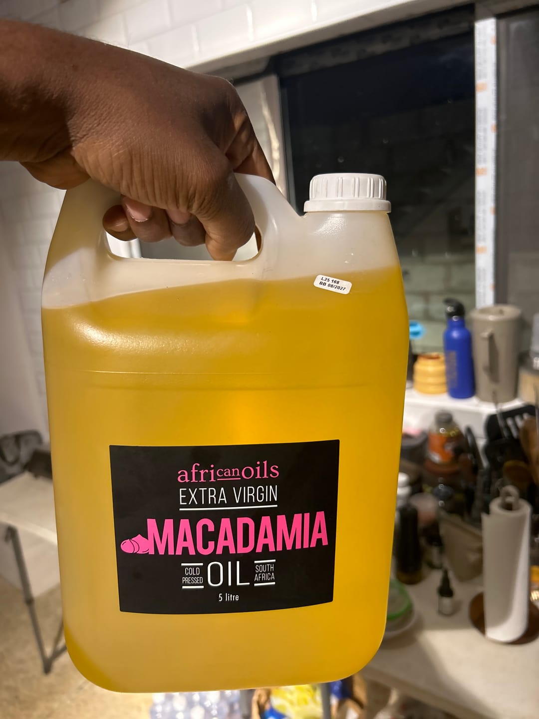 Customer photo review of 5L Cold-Pressed Macadamia Oil - Mbombela