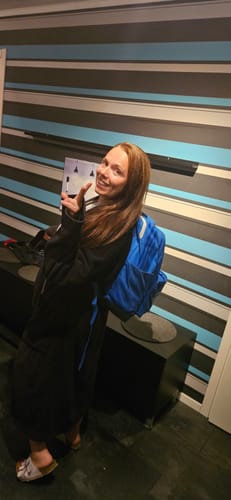 J. review of Skrapa en dejt image 1 out of 1