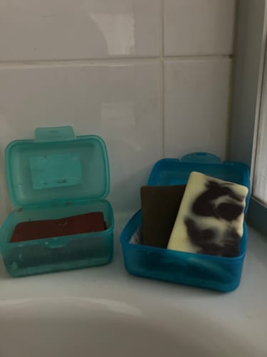 Customer photo review of 3-6% Herbal-Love Haarseife (Tiefenreinigung & schnell fettendes Haar)