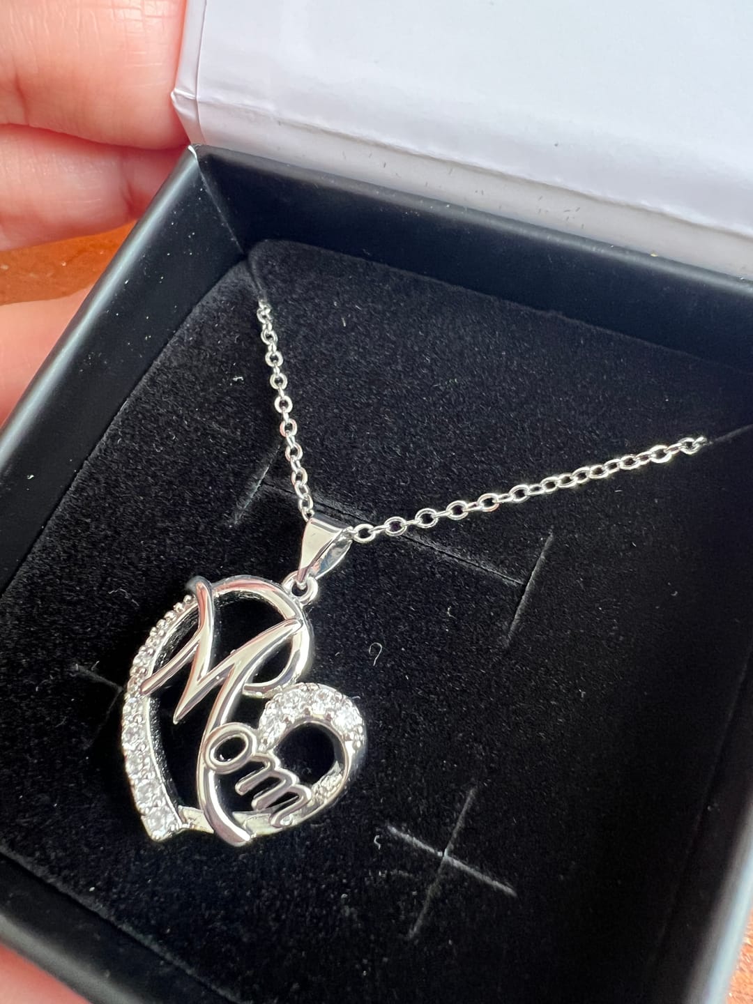 Customer photo review of Persephone 18k White Gold Plated Mom Heart Pendant Necklace with Simulated Diamond Crystals