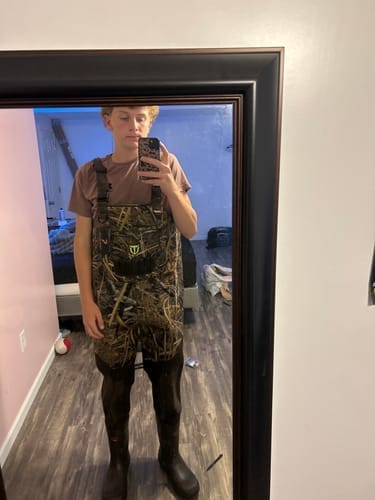 Customer photo review of MarshWarrior Chest Waders Men's Waterfowl Hunting 200 Gram 3M Thinsulate Neoprene Waders