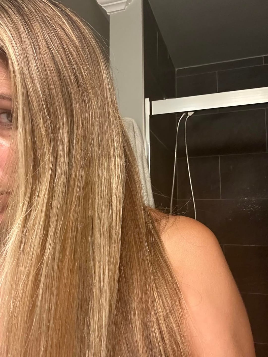 Customer photo review of KERAGEN Brazilian Keratin Treatment - Professional Smoothing Kit for Frizzy Hair