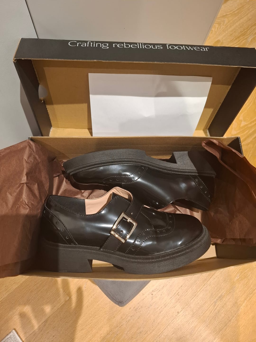 Customer photo review of "Timeless Oxfords in Patent"