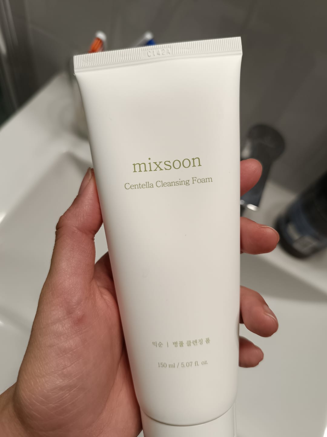 Customer photo review of [MIXSOON] Centella Cleansing Foam 150ml