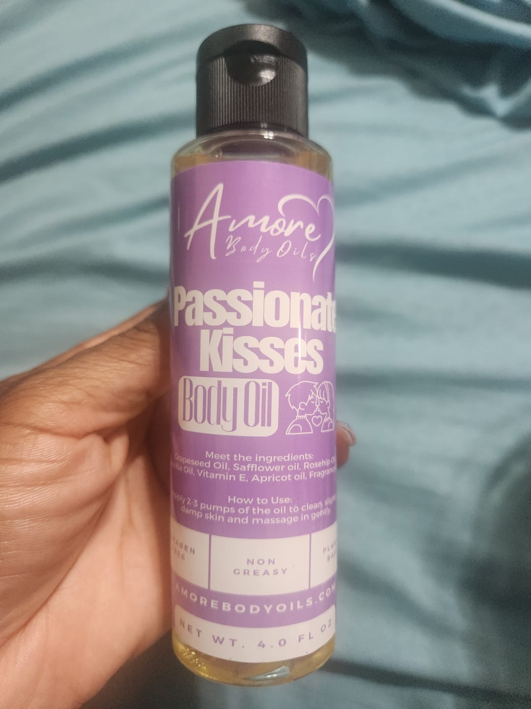 Customer photo review of Passionate Kisses - Body Oil