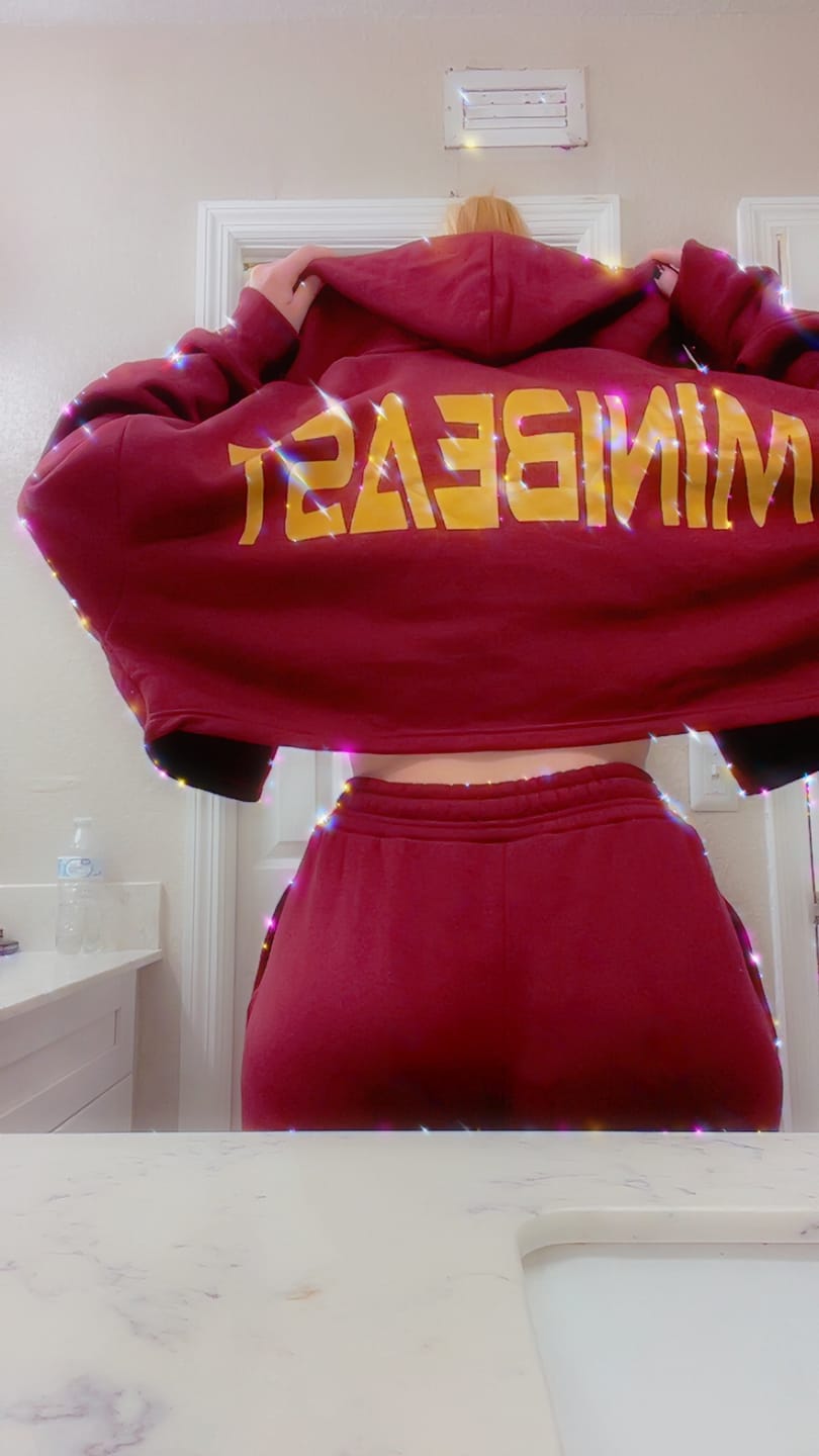 Customer photo review of Boyfriend Joggers