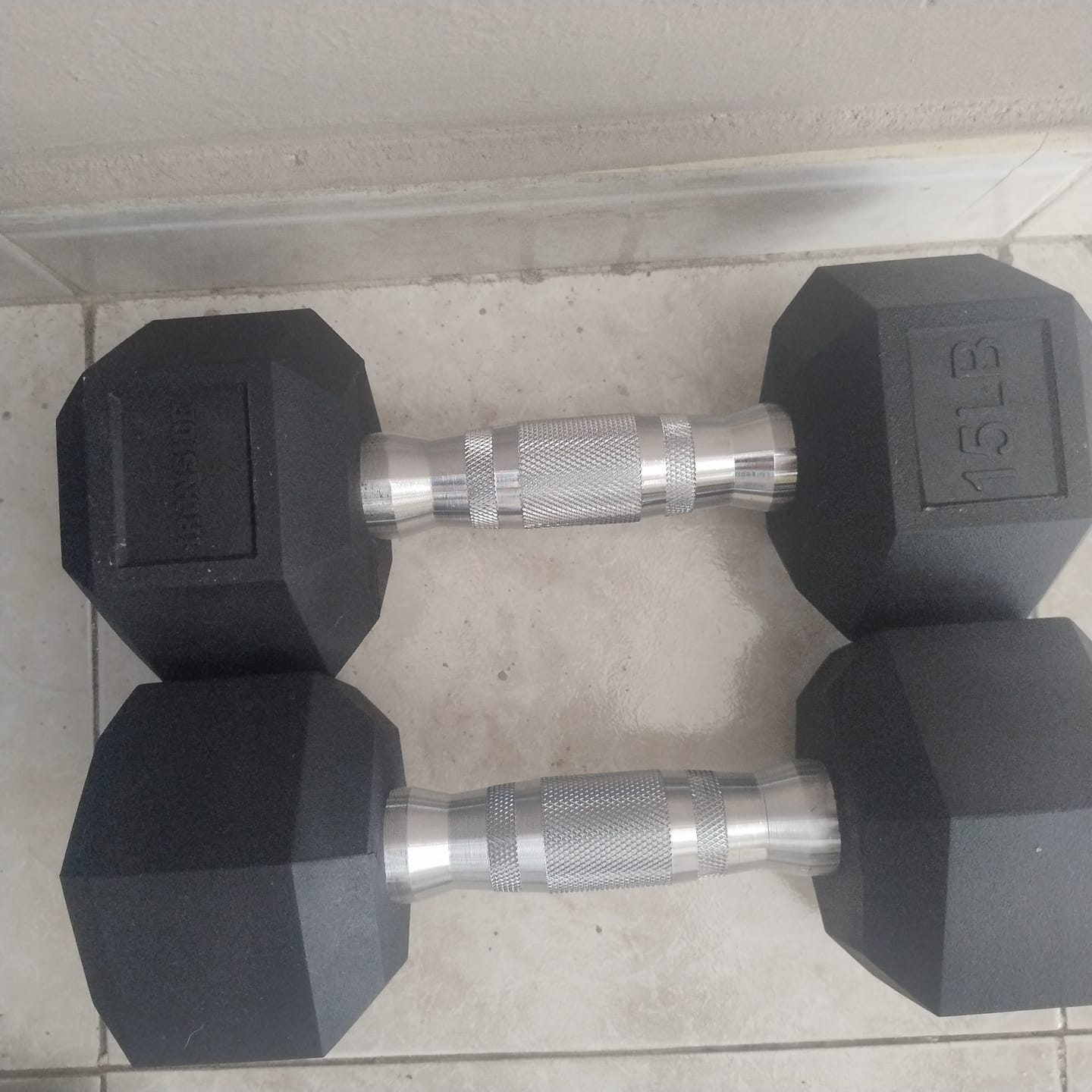 Customer photo review of Mancuerna Hexagonal 5 a 100 lb IRONSIDE Fitness (unidad)