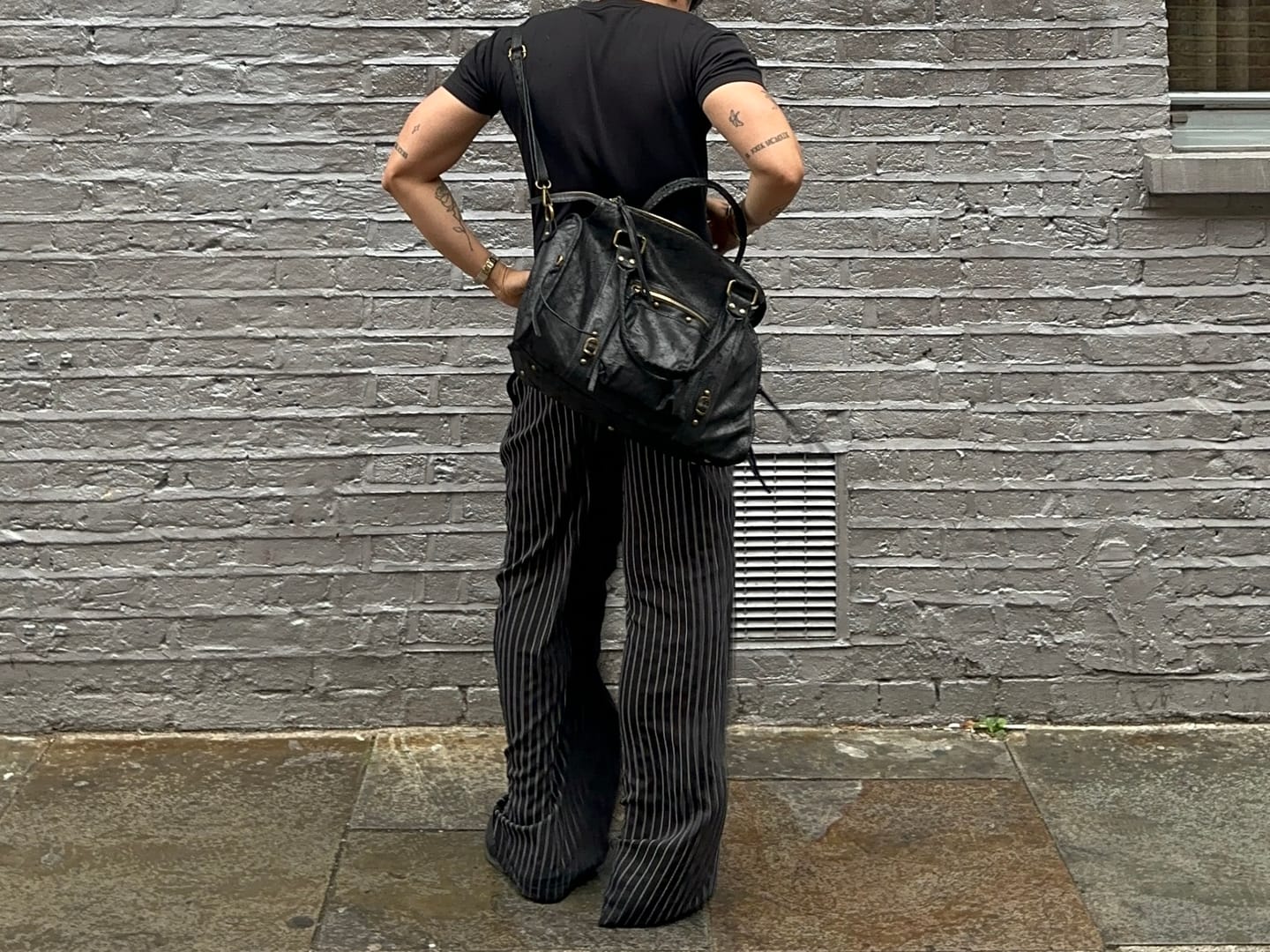 Customer photo review of It girl bag black