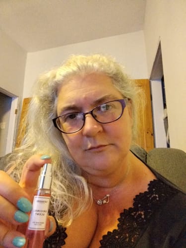 Customer photo review of Venom's Pheromone Scent Collection