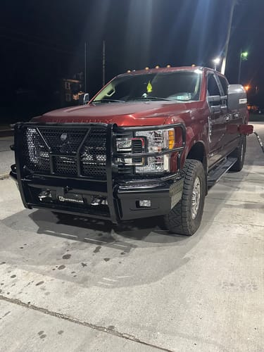 Customer photo review of Steelcraft HD Front Bumper Brush Guard Fits 2017-2022 Ford F250 F350 F450 F550 Super Duty  | HD11380RCC