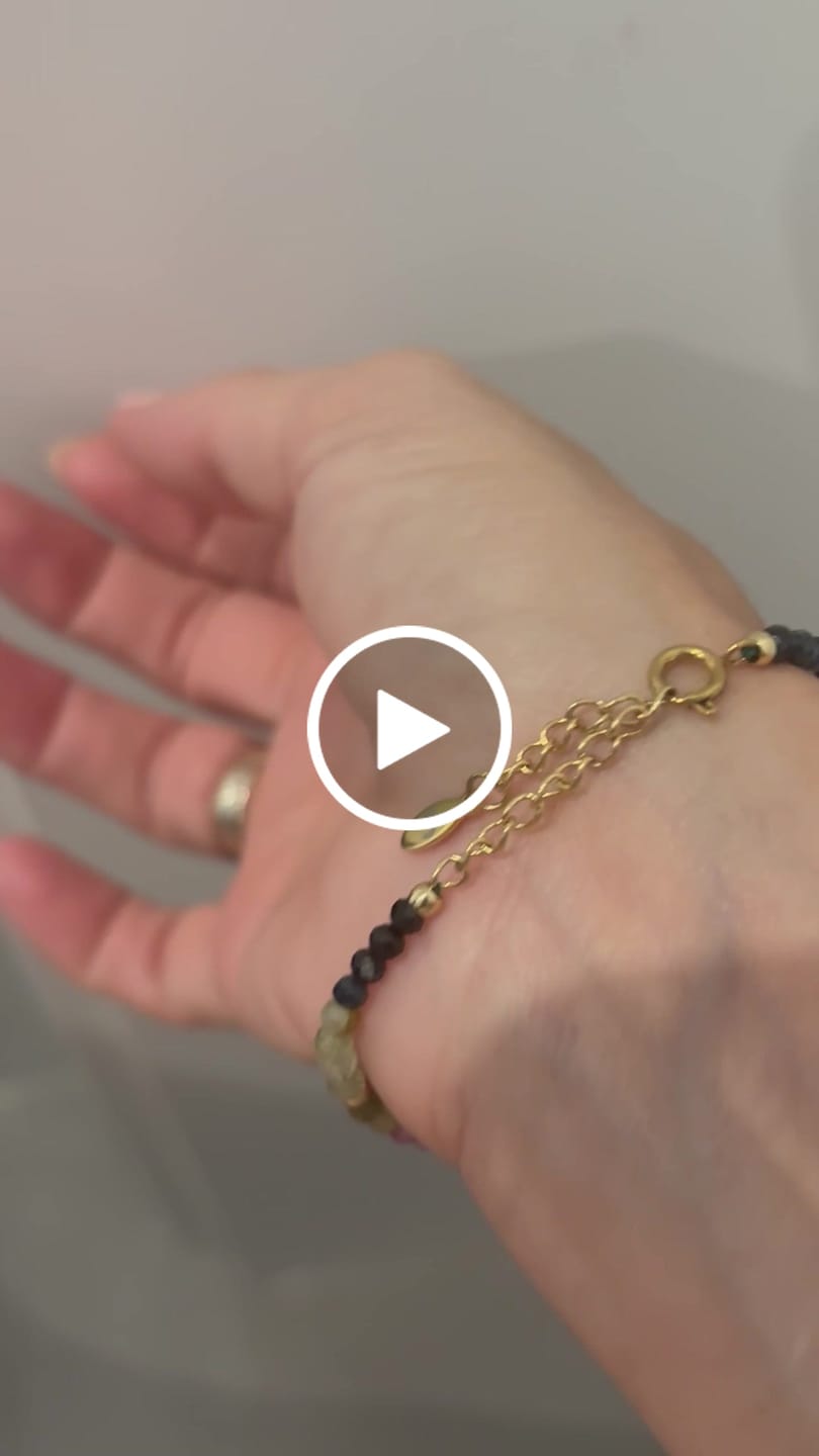 Customer video review of Pulsera Murano Color