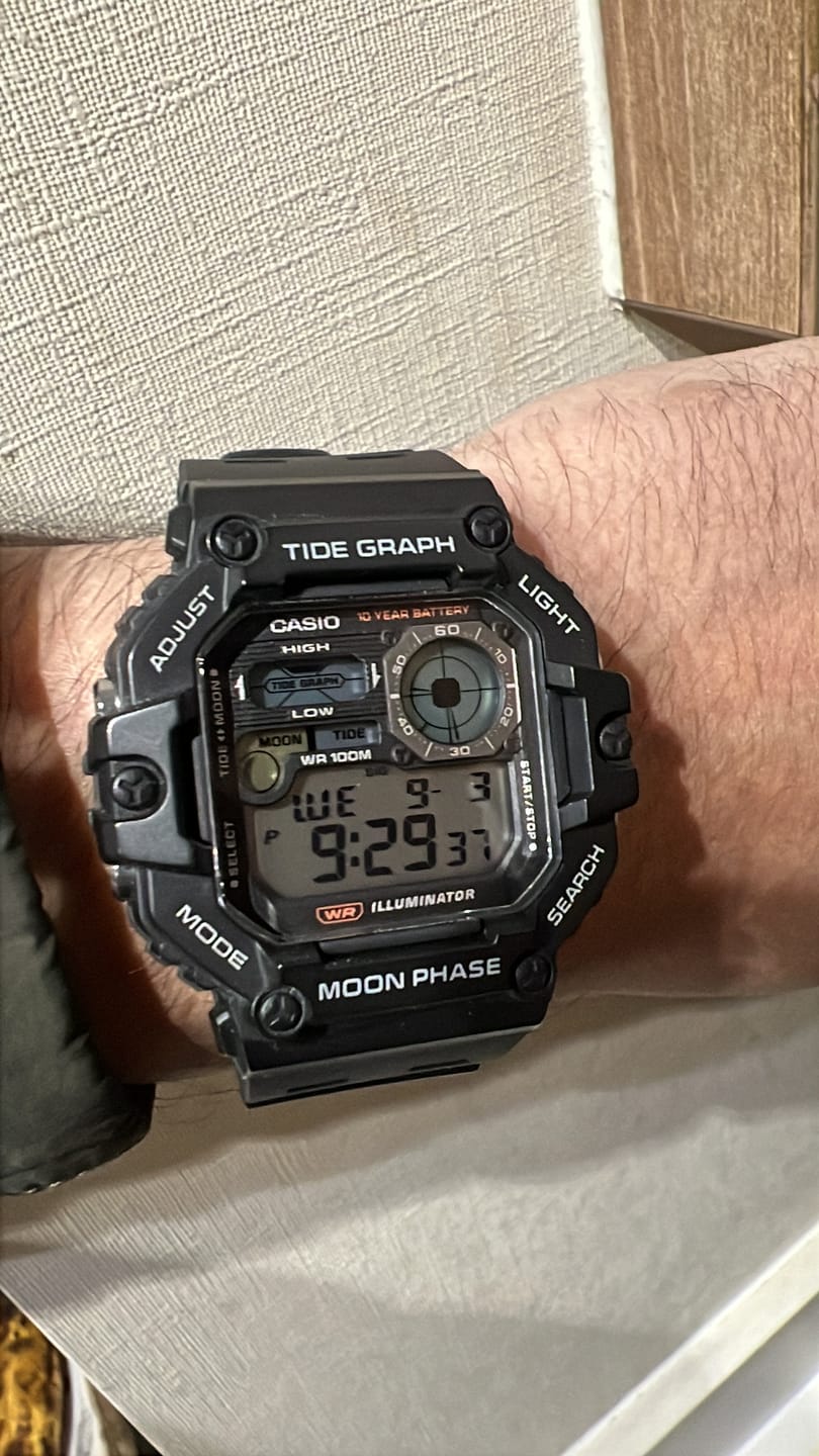 Customer photo review of Reloj Casio Vintage WS-1700H-1AV Tide Graph Moonphase